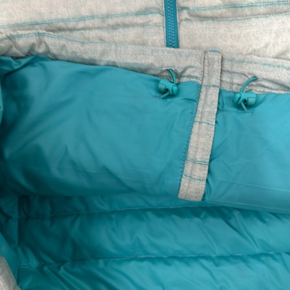 Patagonia Women's Down Sweater - Picture 9 of 13